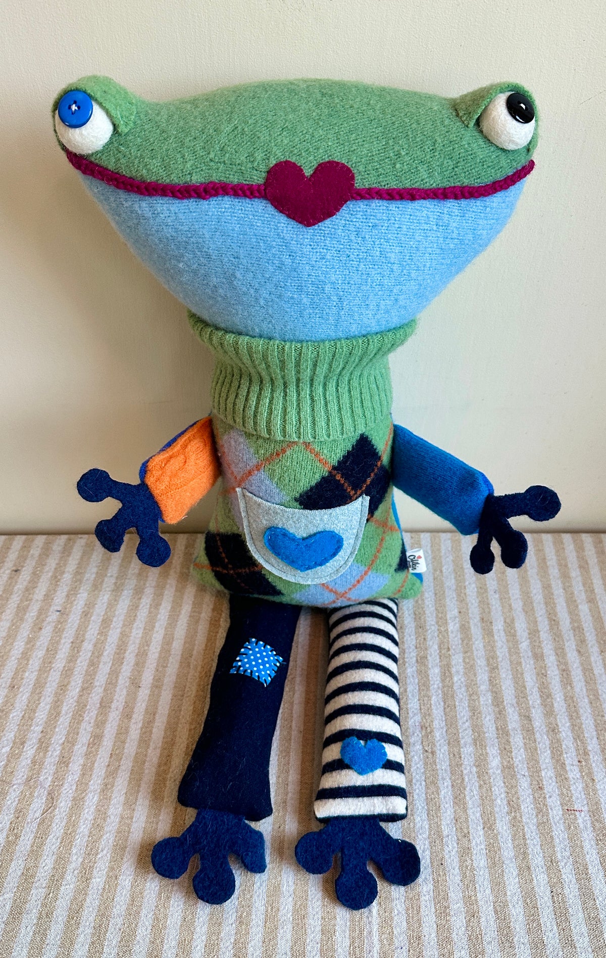 Celia the Oddkin Frog