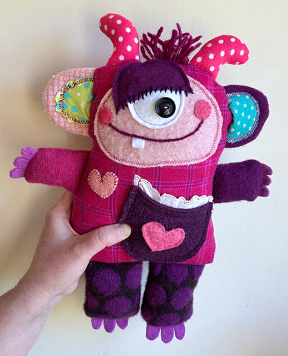 Early Oddkins Basket