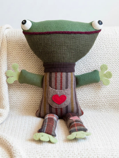 Oddkin Frogs - Sewing Pattern (PDF)