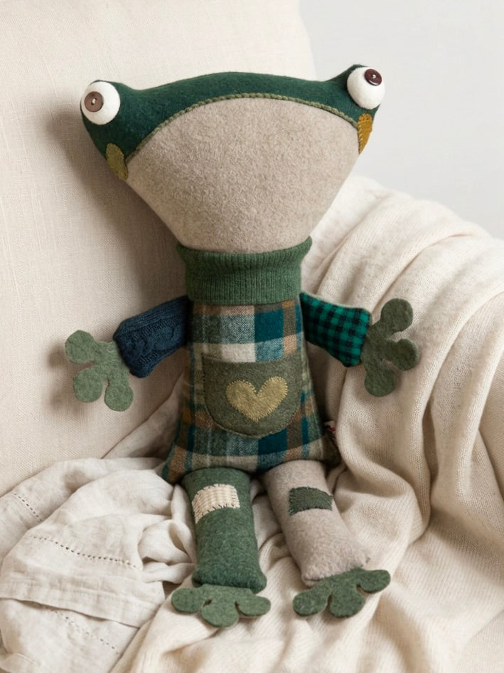 Pickles the Oddkin Frog